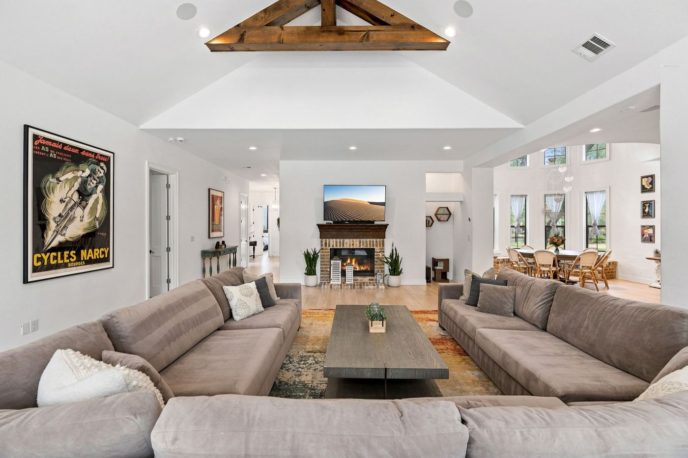 Sectional seating facing the fireplace